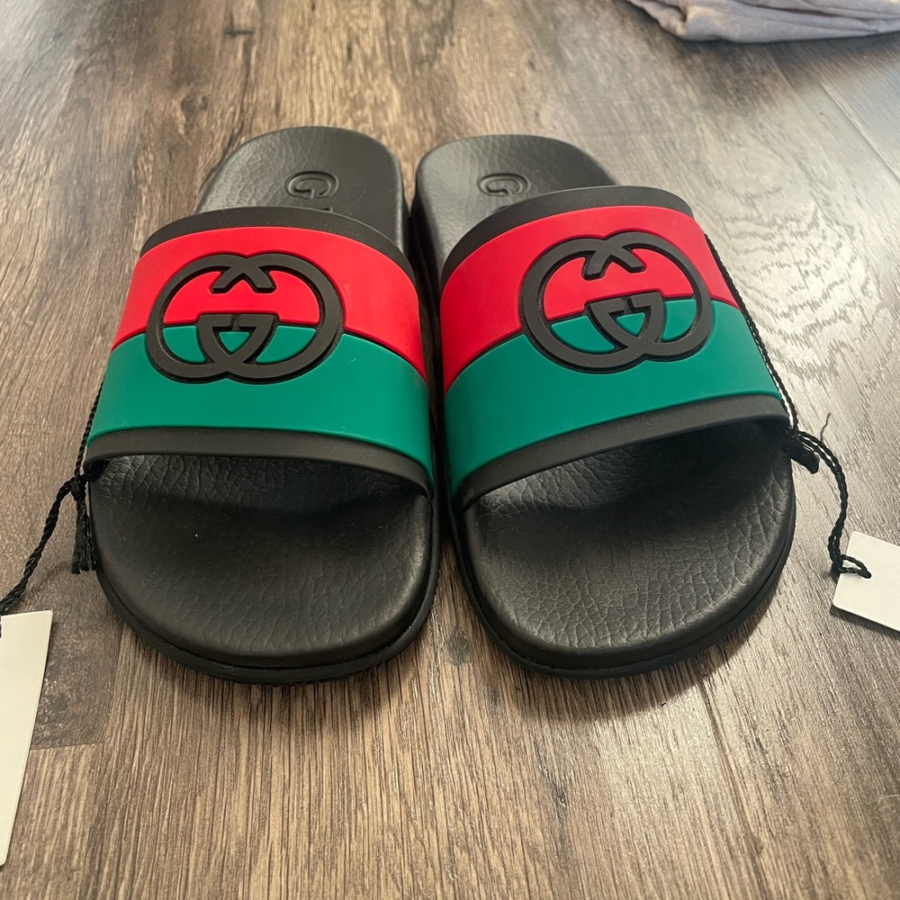 Gucci slides “GG Interlock Black-Red-Green” Women’s 38